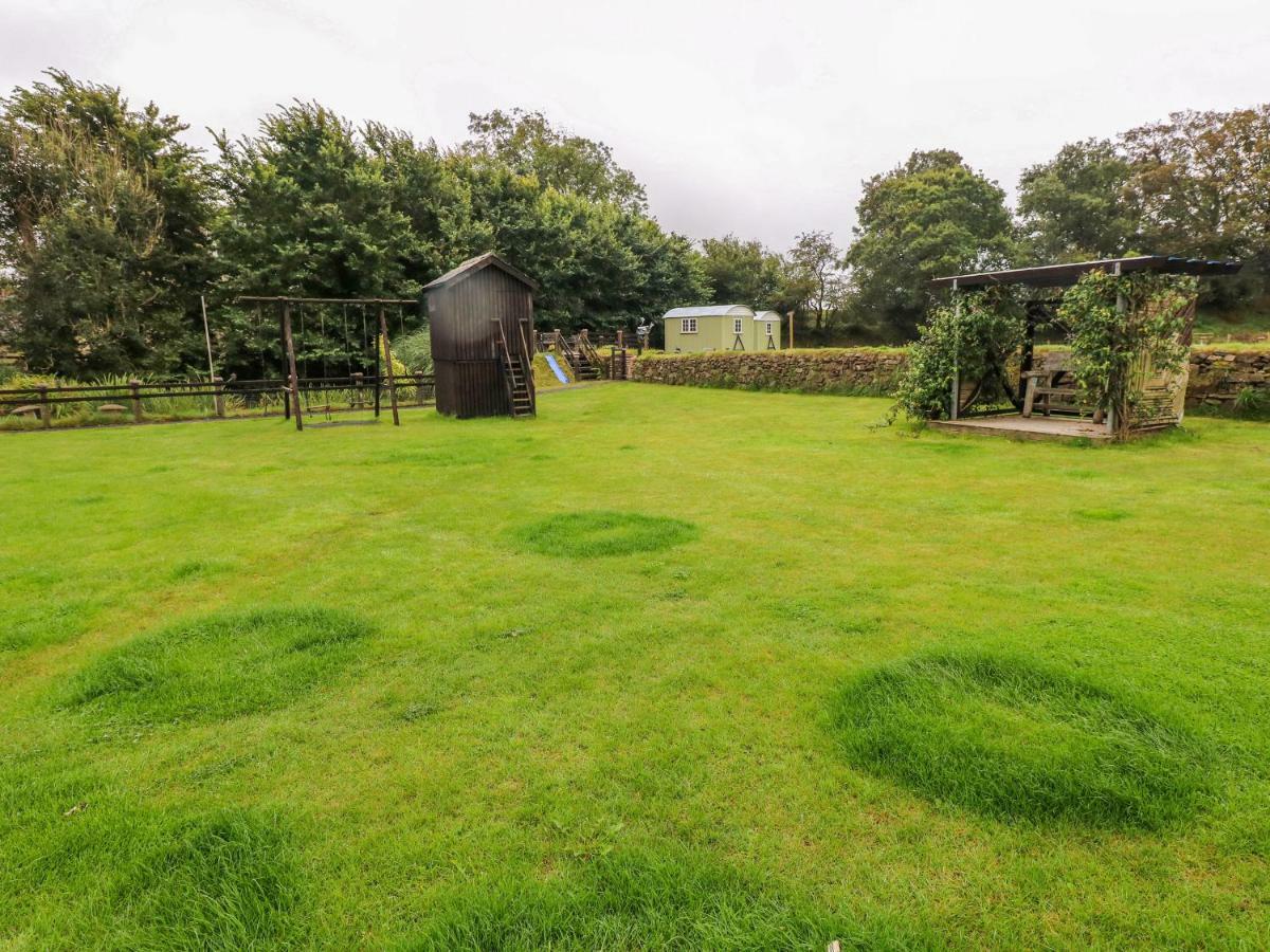 Shepherds Hut - The Crook Milford Haven Εξωτερικό φωτογραφία
