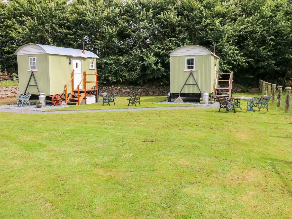 Shepherds Hut - The Crook Milford Haven Εξωτερικό φωτογραφία